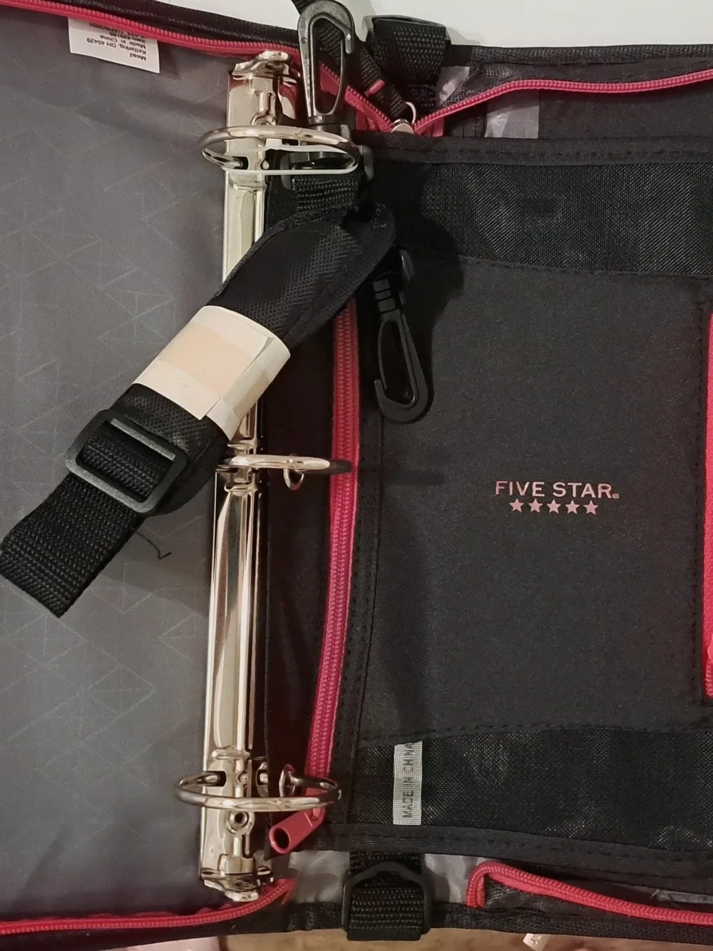 Five Star 2” Zipper Binder Black Red NWT (1 Binder)